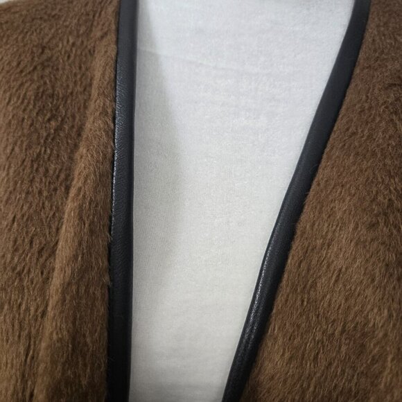 NEW Sofia Cashmere Arequipa Alpaca Cape OS Camel Baby Alpaca Wool Leather Trim - Picture 10 of 12